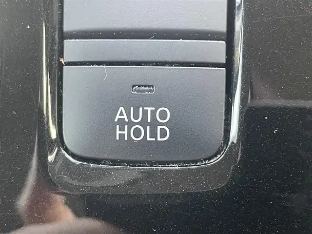 日産 セレナ e－パワー ハイウェイスター V 岡山県 2021(令3)年 6万km ダークメタルグレー 登録時走行距離59858km/純正10インチナビ/(AM.FM.SD.TV.BT.CD.DVD)/アラウンドビューモニター/プロパイロット/ブラインドスポットモニター/ビルトインETC/前後ドライブレコーダー/両側パワースライドドア/ハンドフリーオートスライドドア/横滑り防止装置/レーンキープアシスト/Wエアコン/オートライト/チップアップシート/純正15インチAW/純正フロアマット