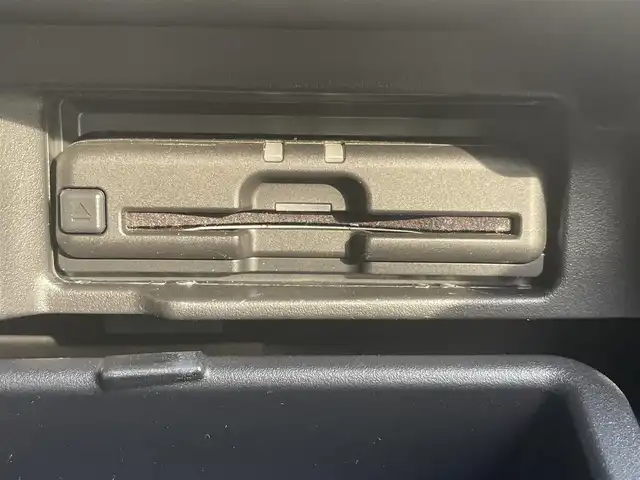 日産 セレナ e－パワー ハイウェイスター V 岡山県 2021(令3)年 6万km ダークメタルグレー 登録時走行距離59858km/純正10インチナビ/(AM.FM.SD.TV.BT.CD.DVD)/アラウンドビューモニター/プロパイロット/ブラインドスポットモニター/ビルトインETC/前後ドライブレコーダー/両側パワースライドドア/ハンドフリーオートスライドドア/横滑り防止装置/レーンキープアシスト/Wエアコン/オートライト/チップアップシート/純正15インチAW/純正フロアマット