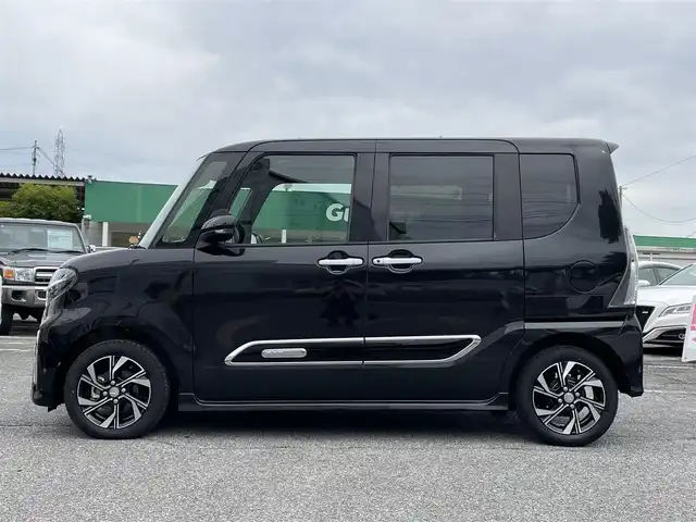 ダイハツ タント カスタム X スタイルセレクション 千葉県 2021(令3)年 0.1万km ブラックマイカメタリック スマートアシスト/・衝突軽減ブレーキ/・車線逸脱抑制機能/・車線逸脱警報/・標識認識機能/・先行車発進お知らせ機能/社外SDナビ【NSZT-W61G】/・CD/DVD/MSV/Bluetooth/フルセグ/バックカメラ/両後パワースライドドア/ハーフレザーシート/前席シートヒーター/前後コーナーセンサー/スマートキー/純正LEDヘッドライト/フォグランプ/オートマチックハイビーム/ETC/純正14インチアルミホイール/本革巻きステアリング/サイド＆カーテンエアバッグ