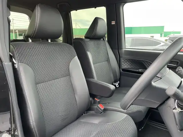 ダイハツ タント カスタム X スタイルセレクション 千葉県 2021(令3)年 0.1万km ブラックマイカメタリック スマートアシスト/・衝突軽減ブレーキ/・車線逸脱抑制機能/・車線逸脱警報/・標識認識機能/・先行車発進お知らせ機能/社外SDナビ【NSZT-W61G】/・CD/DVD/MSV/Bluetooth/フルセグ/バックカメラ/両後パワースライドドア/ハーフレザーシート/前席シートヒーター/前後コーナーセンサー/スマートキー/純正LEDヘッドライト/フォグランプ/オートマチックハイビーム/ETC/純正14インチアルミホイール/本革巻きステアリング/サイド＆カーテンエアバッグ