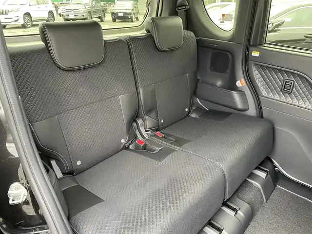 ダイハツ タント カスタム X スタイルセレクション 千葉県 2021(令3)年 0.1万km ブラックマイカメタリック スマートアシスト/・衝突軽減ブレーキ/・車線逸脱抑制機能/・車線逸脱警報/・標識認識機能/・先行車発進お知らせ機能/社外SDナビ【NSZT-W61G】/・CD/DVD/MSV/Bluetooth/フルセグ/バックカメラ/両後パワースライドドア/ハーフレザーシート/前席シートヒーター/前後コーナーセンサー/スマートキー/純正LEDヘッドライト/フォグランプ/オートマチックハイビーム/ETC/純正14インチアルミホイール/本革巻きステアリング/サイド＆カーテンエアバッグ