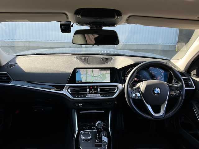 ＢＭＷ ＢＭＷ ３２０ｄ xDrive EDジョイ+ 愛媛県 2021(令3)年 3.3万km サファイアブラックP 全方位カメラ/ブラインドスポットモニター/純正ディスプレイオーディオ/BMW　iDrive/ETC/ドライブレコーダー前/エアシート/コーナーセンサー前後/衝突軽減システム/オートマチックハイビーム/レーンキープアシスト/電動リアゲート/スペアキー/横滑り防止装置/クルーズコントロール追従あり