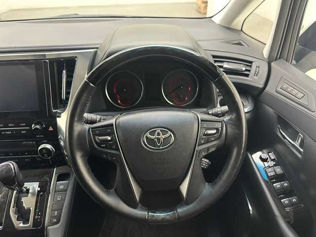 トヨタ アルファード S Cパッケージ 兵庫県 2020(令2)年 1.5万km ホワイトパールクリスタルシャイン 純正コネクトナビ/BT USB/バックカメラ/ツインムーンルーフ/両側パワースライドドア/TRDエアロ/デジタルインナーミラー/レーダークルーズコントロール/クリアランスソナー/PCS/LTA/PKSB/RCTA/BSM/RSA/BLITZ車高調/パワーバックドア/レザーシート/シートヒーター/ベンチレーション/パワーシート/ビルトインETC2.0/LEDヘッドライト/オートライト/オートハイビーム/スマートキー