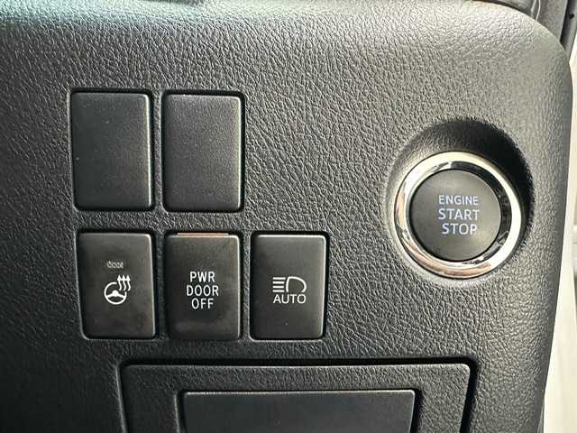 トヨタ アルファード S Cパッケージ 兵庫県 2020(令2)年 1.5万km ホワイトパールクリスタルシャイン 純正コネクトナビ/BT USB/バックカメラ/ツインムーンルーフ/両側パワースライドドア/TRDエアロ/デジタルインナーミラー/レーダークルーズコントロール/クリアランスソナー/PCS/LTA/PKSB/RCTA/BSM/RSA/BLITZ車高調/パワーバックドア/レザーシート/シートヒーター/ベンチレーション/パワーシート/ビルトインETC2.0/LEDヘッドライト/オートライト/オートハイビーム/スマートキー