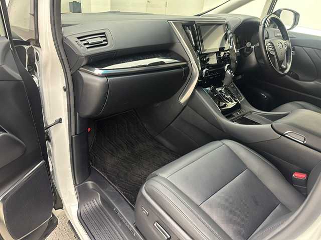 トヨタ アルファード S Cパッケージ 兵庫県 2020(令2)年 1.5万km ホワイトパールクリスタルシャイン 純正コネクトナビ/BT USB/バックカメラ/ツインムーンルーフ/両側パワースライドドア/TRDエアロ/デジタルインナーミラー/レーダークルーズコントロール/クリアランスソナー/PCS/LTA/PKSB/RCTA/BSM/RSA/BLITZ車高調/パワーバックドア/レザーシート/シートヒーター/ベンチレーション/パワーシート/ビルトインETC2.0/LEDヘッドライト/オートライト/オートハイビーム/スマートキー