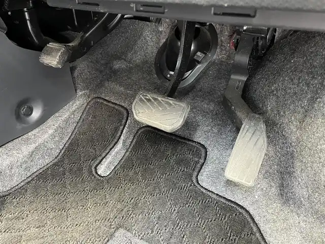 スズキ ハスラー X 道央・札幌 2018(平30)年 2.6万km フェニックスレッドパール/ブルーイッシュブラックパール 登録時走行距離26/040ｋｍ/ワンオーナー/　４　Ｗ　Ｄ　/寒冷地仕様/純正オーディオ(CD/FM/AM/BT/USB)/アイドリングストップ/ウィンカーミラー/ドアバイザー/プッシュスタート/スペアキー×１/純正フロアマット/シートヒーター（運転席/助手席）/横滑り防止装置/レーンキープアシスト/盗難防止装置/衝突軽減ブレーキ/オートライト/ダウンヒルアシストコントロール/社外エンジンスターター/フォグランプ/ステアリングスイッチ/電動格納ミラー/バニティミラー/積込冬タイヤ（社外AW/165/60/R15/23年製/溝7ｍｍ）