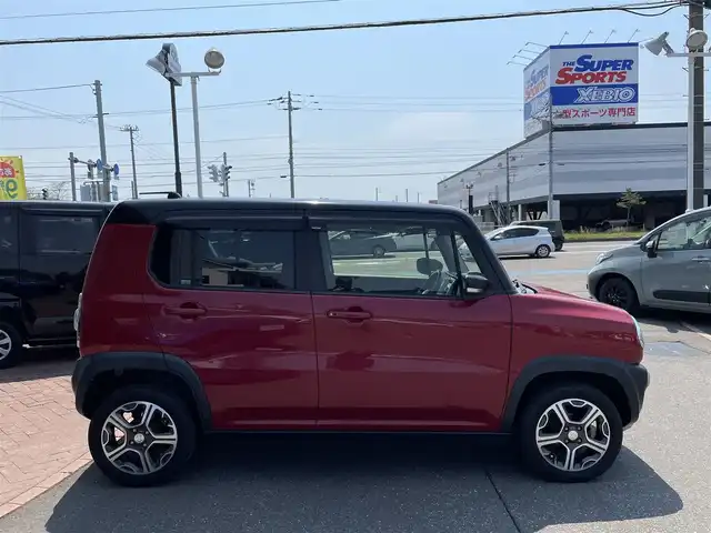 スズキ ハスラー X 道央・札幌 2018(平30)年 2.6万km フェニックスレッドパール/ブルーイッシュブラックパール 登録時走行距離26/040ｋｍ/ワンオーナー/　４　Ｗ　Ｄ　/寒冷地仕様/純正オーディオ(CD/FM/AM/BT/USB)/アイドリングストップ/ウィンカーミラー/ドアバイザー/プッシュスタート/スペアキー×１/純正フロアマット/シートヒーター（運転席/助手席）/横滑り防止装置/レーンキープアシスト/盗難防止装置/衝突軽減ブレーキ/オートライト/ダウンヒルアシストコントロール/社外エンジンスターター/フォグランプ/ステアリングスイッチ/電動格納ミラー/バニティミラー/積込冬タイヤ（社外AW/165/60/R15/23年製/溝7ｍｍ）