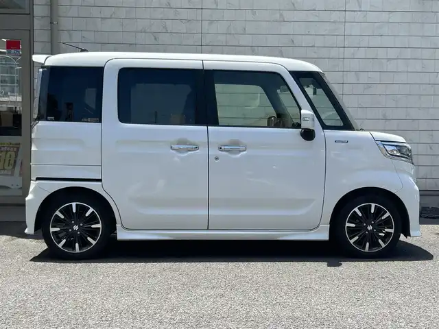 スズキ スペーシア カスタム HYBRID XS 大分県 2020(令2)年 4.8万km ピュアホワイトP ワンオーナー/ハーフレザー調シート/社外メモリナビ AVN-P10W/【フルセグ/DVD/BTオーディオ】/全方位カメラ/両側パワースライドドア/純正15インチアルミホイール/レーダークルーズコントロール/レーンアシスト/衝突被害軽減システム/ヘッドアップディスプレイ/前後2カメラドライブレコーダー/クリアランスソナー/ビルトインETC/USBソケット/LEDヘッドライト/LEDフォグランプ/オートライト/レザーステアリング/ステアリングリモコン/チルトステアリング/横滑り防止装置/運転席シートヒーター/運転席シートリフター/ウインカーミラー/リアプライバシーガラス/エンジンプッシュスタート/アイドリングストップ/フロアマット/電動格納ミラー/サイド&Wエアバッグ/ABS/スマートキー×2/保証書/車両取説/ナビ取説