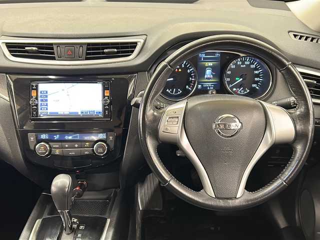 日産 エクストレイル 20X エマージェンシーブレーキ 道央・札幌 2016(平28)年 13.8万km チタニウムカーキ /4WD//純正ナビ/(CD/DVD/SD/BT/AM/FM)//フルセグ//バックカメラ//前後ドライブレコーダー//純正フロアマット//純正17インチAW夏タイヤ//前両席シートヒーター//ダウンヒルアシストコントロール//ドアバイザー//ETC