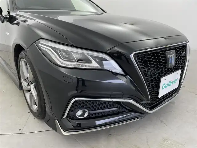 トヨタ クラウン ハイブリッド RS アドバンス 群馬県 2019(平31)年 6.6万km プレシャスブラックパール モデリスタエアロ/マイコン制御チルト＆スライド電動ムーンルーフ/（挟み込み防止機能＋パワーOFF後作動機能付）/18インチAW(ブラックスパッタリング塗装/RS仕様専用)/デジタルインナーミラー/レザーシートパッケージ/　・本革シート/　・シートベンチレーション/＝＝＝＝＝/純正8インチナビ　/・Blu-ray/DVD/CD/microSD/サウンドライブラリー/USB/AUX（音声）入力端子/地上デジタTV/Bluetooth（ハンズフリー・オーディオ）/音声認識/Miracast/Wi-Fi 接続対応/バックカメラ /黒本革シート/パワーシート /ポジションメモリー/シートヒーター /シートベンチレーション/ステアリングヒーター/トヨタセーフティセンス/・プリクラッシュセーフティ/・レーントレーシングアシスト/・レーダークルーズコントロール（全車速追従機能付）/・ロードサインアシスト/・アダプティブハイビームシステム/・先行車発進告知機能/・ブラインドスポットモニター/・インテリジェントクリアランスソナー/ドライブレコーダー/ヘッドアップディスプレイ/ETC