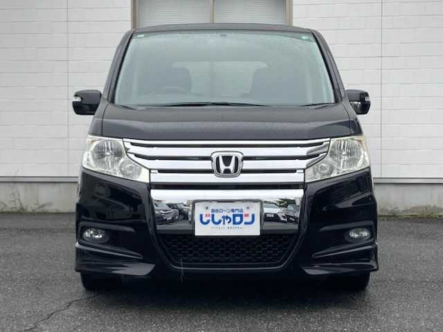 ホンダ ステップワゴン スパーダ S 三重県 2011(平23)年 8.9万km プレミアムブラキッシュパール 【(株)IDOMが運営する【じしゃロン四日市店】の自社ローン対象車両になります。こちらは現金ご利用時の価格です。自社ローンご希望の方は別途その旨お申付け下さい。】/純正HDDナビ（CD/DVD/AM/FM）/フルセグTV/片側パワースライドドア/バックカメラ/純正16インチAW/スマートキー/キセノンライト/純正フロアマット