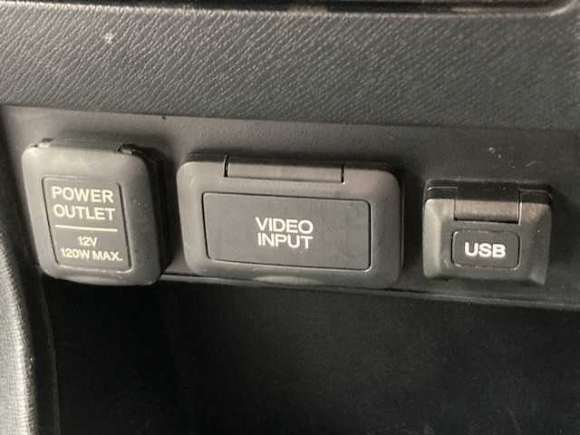 ホンダ ステップワゴン スパーダ S 三重県 2011(平23)年 8.9万km プレミアムブラキッシュパール 【(株)IDOMが運営する【じしゃロン四日市店】の自社ローン対象車両になります。こちらは現金ご利用時の価格です。自社ローンご希望の方は別途その旨お申付け下さい。】/純正HDDナビ（CD/DVD/AM/FM）/フルセグTV/片側パワースライドドア/バックカメラ/純正16インチAW/スマートキー/キセノンライト/純正フロアマット