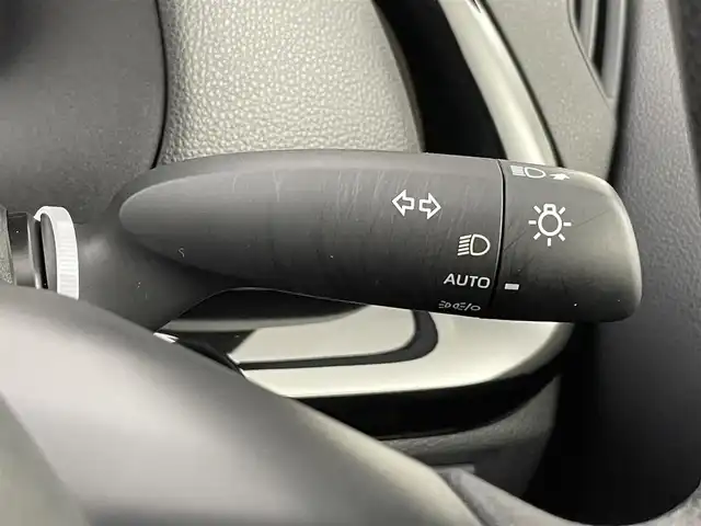 トヨタ アクア X 千葉県 2022(令4)年 2.5万km ブラックマイカ 禁煙車/トヨタセーフティセンス/・プリクラッシュセーフティ/・オートマチックハイビーム /・レーンディパーチャーアラート（LDA）/・ロードサインアシスト（RSA）/・セカンダリーコリジョンブレーキ/・先行車発進お知らせ機能/クリアランスソナー /レーダークルーズコントロール/純正ディスプレイオーディオ/バックカメラ/ETC/ステアリングスイッチ/ヘッドライトレベライザー /電動格納ミラー/純正フロアマット/LEDヘッドライト