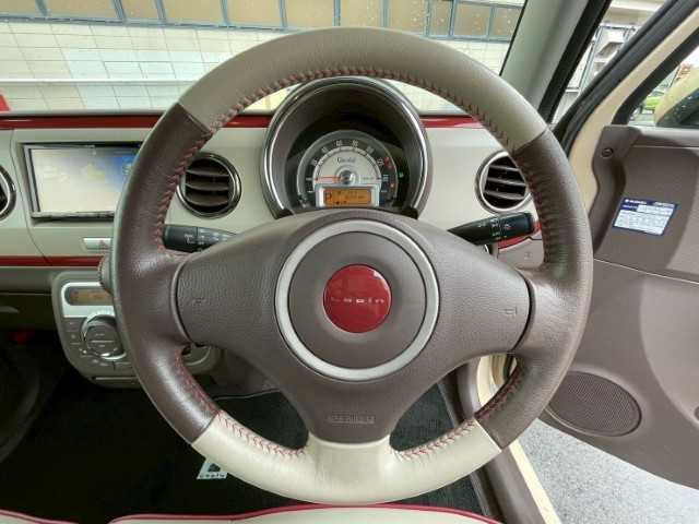 スズキ ラパン ショコラ X 岩手県 2014(平26)年 4.3万km ミルクティーベージュメタリック AIS検査済み/【2510037393】/社外SDナビ/電格ミラー/ABS/オートライト/レザーシート/純正フロアマット/アイドリングストップ/ビルトインETC