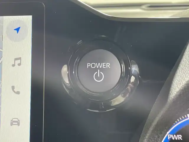 トヨタ ヴォクシー ハイブリッド S－Z 神奈川県 2025(令7)年 0.1千km プラチナホワイトパールマイカ 10.5インチディスプレイオーディオPLUS＋HDMI/両側パワースライドドア/パノラミックビューモニター/快適利便パッケージHI/ユニバーサルステップ/トヨタチームメイト/ブラインドスポットモニター/セーフイグジットアシスト/フロントクロストラフィックアラート/レーンチェンジアシスト/プロジェクターLEDヘッドライト/アダプティブハイビームシステム/ハーフレザーシート/前席シートヒーター/デジタルインナーミラー/全周囲カメラ/カラーヘッドアップディスプレイ