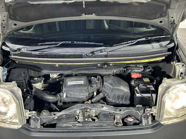 ホンダ Ｎ ＢＯＸ スラッシュ X 沖縄県 2015(平27)年 8.2万km グレーＭⅡ 県外仕入れ　/禁煙車　/純正ナビ　/（フルセグＴＶ　ＣＤ　ＤＶＤ　Ｂｌｕｅｔｏｏｔｈ）　/ストリートロッドスタイルパッケージ　/サウンドマッピングシステム　/あんしんパッケージ/・衝突被害軽減ブレーキ/・サイドカーテンエアバック/・前席i-サイドエアバックシステム/置くだけ充電　/シートヒーター/ハンドルヒーター/ECON/ETC