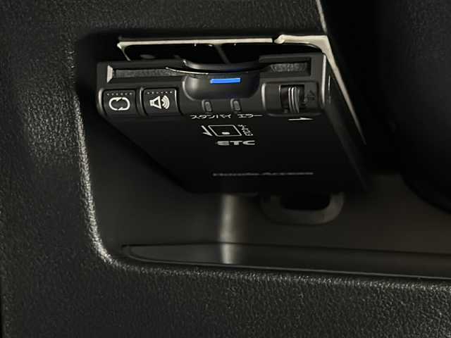 ホンダ Ｎ ＢＯＸ スラッシュ X 沖縄県 2015(平27)年 8.2万km グレーＭⅡ 県外仕入れ　/禁煙車　/純正ナビ　/（フルセグＴＶ　ＣＤ　ＤＶＤ　Ｂｌｕｅｔｏｏｔｈ）　/ストリートロッドスタイルパッケージ　/サウンドマッピングシステム　/あんしんパッケージ/・衝突被害軽減ブレーキ/・サイドカーテンエアバック/・前席i-サイドエアバックシステム/置くだけ充電　/シートヒーター/ハンドルヒーター/ECON/ETC