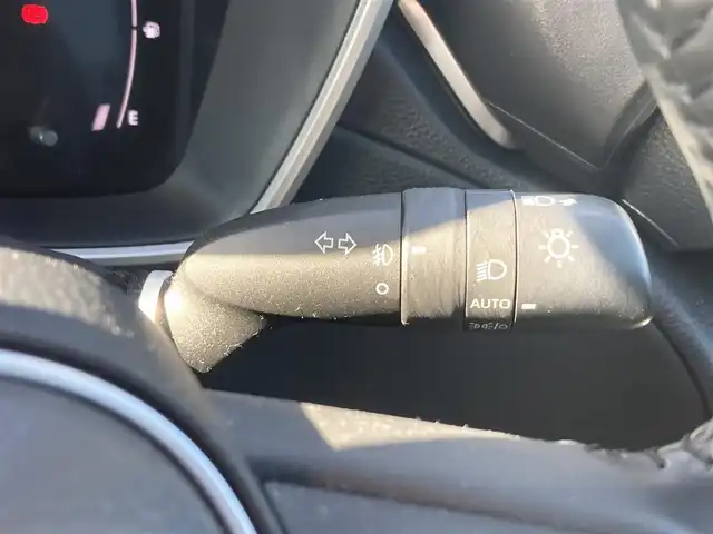 トヨタ カローラ クロス ハイブリッド S 香川県 2023(令5)年 1.9万km プラチナホワイトパールマイカ ワンオーナー/純正１０．５型ディスプレイオーディオナビＴＶ付き/全方位カメラ/アドバンスドパーク/レーダークルコン/ＢＳＭ/前後コーナーセンサー/ＥＴＣ２．０/ＬＥＤヘッドライト/フォグライト/スペアキー/スマートキー/純正17インチAW/純正フロマット