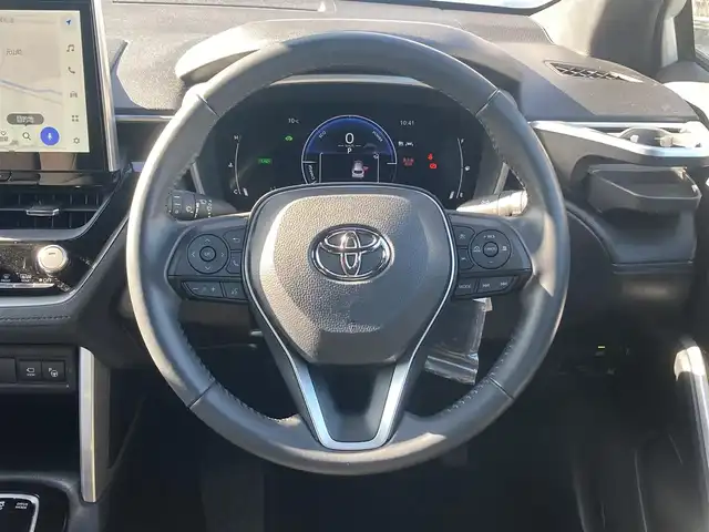 トヨタ カローラ クロス ハイブリッド S 香川県 2023(令5)年 1.9万km プラチナホワイトパールマイカ ワンオーナー/純正１０．５型ディスプレイオーディオナビＴＶ付き/全方位カメラ/アドバンスドパーク/レーダークルコン/ＢＳＭ/前後コーナーセンサー/ＥＴＣ２．０/ＬＥＤヘッドライト/フォグライト/スペアキー/スマートキー/純正17インチAW/純正フロマット