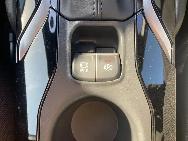 トヨタ カローラ クロス ハイブリッド S 香川県 2023(令5)年 1.9万km プラチナホワイトパールマイカ ワンオーナー/純正１０．５型ディスプレイオーディオナビＴＶ付き/全方位カメラ/アドバンスドパーク/レーダークルコン/ＢＳＭ/前後コーナーセンサー/ＥＴＣ２．０/ＬＥＤヘッドライト/フォグライト/スペアキー/スマートキー/純正17インチAW/純正フロマット