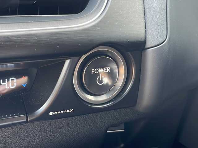 レクサス ＵＸ 250h バージョンL 神奈川県 2022(令4)年 1.1万km ソニッククォーツ ワンオーナー/サンルーフ/茶レザーシート/パワーシート/エアシート／シートヒーター/ステアリングヒーター/純正メモリーナビ／フルセグTV/ Bluetooth/USB/Miracast/FM/AM/全方位カメラ/フロント/サイド/バックカメラ/ビルトインETC2.0/前後ドライブレコーダー/電動リヤゲート/プリクラッシュセーフティ/レーンキープアシスト/BSM/PKSA/レーダークルーズコントロール/ヘッドアップディスプレイ/パドルシフト/オートライト/LEDヘッドライト/フォグランプ/純正１８インチAW/保証書/取扱説明書