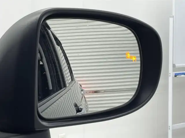 トヨタ ライズ Z 茨城県 2022(令4)年 4.9万km ブラックマイカメタリック 純正9型ナビ/全周囲カメラ/フルセグ/衝突被害軽減ブレーキ/車線逸脱抑制装置/レーダークルーズコントロール/オートマチックハイビーム/クリアランスソナー/BSM/ETC2.0/シートヒーター/純正17インチAW/LEDヘッドライト/スマートキー