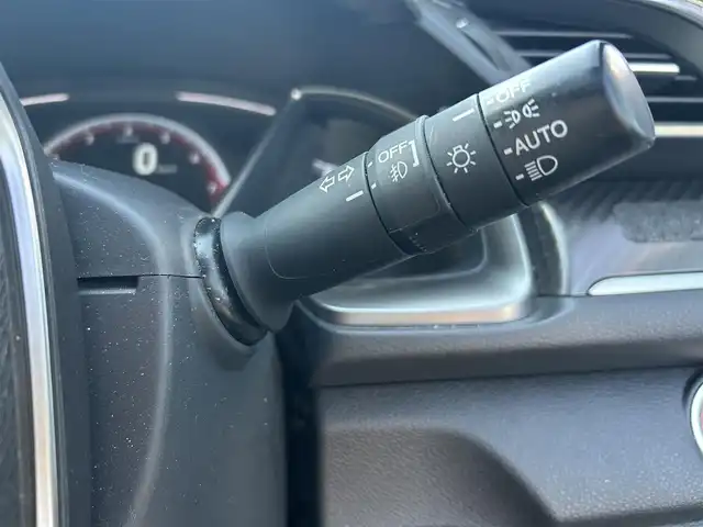 ホンダ シビック ハッチバック ホンダセンシング 栃木県 2018(平30)年 2.7万km ホワイトオーキッドパール ホンダセンシング/純正ナビ/Bluetooth/USB/バックカメラ/ビルトインETC/アダプティブクルーズコントロール/シートヒーター/ステアリングリモコン/パドルシフト/LEDオートライト/フォグランプ/オートハイビーム/アイドリングストップ/電子パーキングブレーキ/オートブレーキホールド/スマートキー