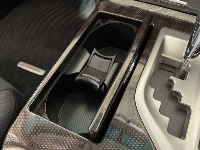 トヨタ カムリ ハイブリット Gパッケージ 福岡県 2013(平25)年 17.2万km アティチュードブラックマイカ 純正メモリナビ/フルセグテレビ/バックカメラ/クルーズコントロール/プッシュスタート/純正ETC/横滑り防止装置/社外アルミホイール（レグザス）/運転席パワーシート