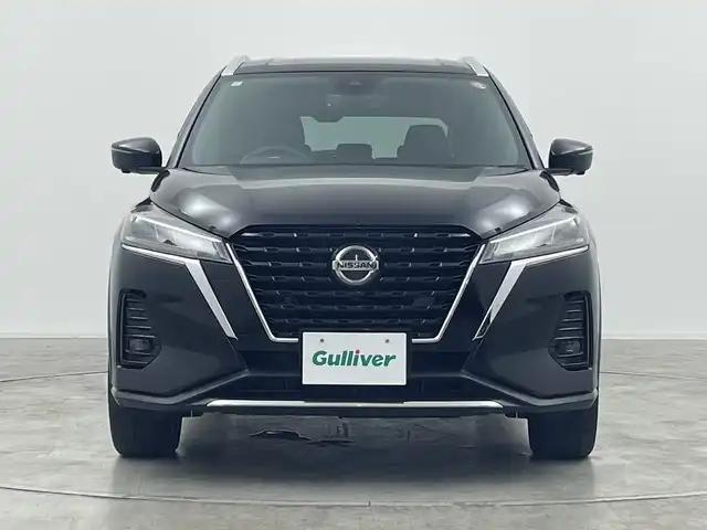 日産 キックス X 群馬県 2021(令3)年 5.3万km ピュアブラック 純正９型ナビ　プロパイロット　全周囲カメラ　シートヒーター　衝突被害軽減ブレーキ　レーンキープアシスト　オートマチックハイビーム　インテリジェントルームミラー　ドライブレコーダー　ＥＴＣ２．０　禁煙車