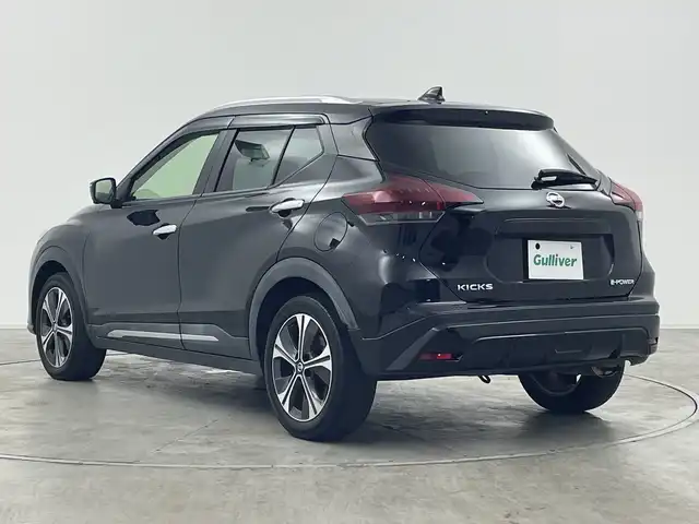 日産 キックス X 群馬県 2021(令3)年 5.3万km ピュアブラック 純正９型ナビ　プロパイロット　全周囲カメラ　シートヒーター　衝突被害軽減ブレーキ　レーンキープアシスト　オートマチックハイビーム　インテリジェントルームミラー　ドライブレコーダー　ＥＴＣ２．０　禁煙車