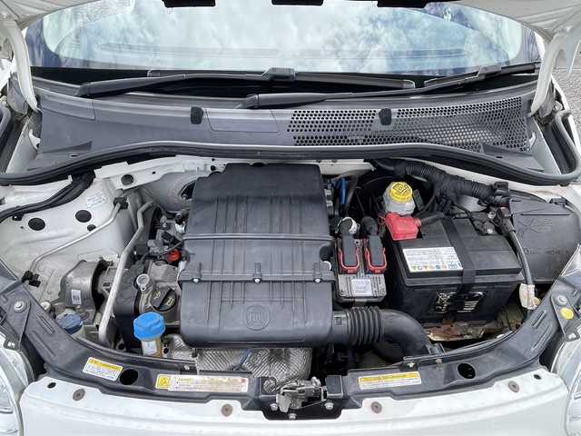 フィアット ５００ 1．2 ポップ 大分県 2014(平26)年 7.3万km 白 社外ポータブルナビ/CDオーディオ/ETC/キーレスキー /アイドリングストップ/MTモード付AT/純正フロアマット