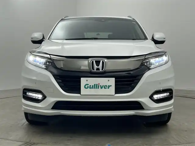 ホンダ ヴェゼル ハイブリッド Z ホンダセンシング 岡山県 2019(平31)年 3.9万km プラチナホワイトパール 純正8型ナビ VXM-197VFEi/地デジ/Bluetooth/DVD/CD/バックカメラ/ビルトインETC/ホンダセンシング /アダプティブクルーズコントロール/LEDライト/オートライト/カーテンエアバッグ/ハーフレザー/シートヒーター /純正17インチアルミ/前後ドラレコ /パドルシフト /純正マット/プッシュスタート /スマートキー