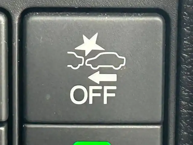 ホンダ ヴェゼル ハイブリッド Z ホンダセンシング 岡山県 2019(平31)年 3.9万km プラチナホワイトパール 純正8型ナビ VXM-197VFEi/地デジ/Bluetooth/DVD/CD/バックカメラ/ビルトインETC/ホンダセンシング /アダプティブクルーズコントロール/LEDライト/オートライト/カーテンエアバッグ/ハーフレザー/シートヒーター /純正17インチアルミ/前後ドラレコ /パドルシフト /純正マット/プッシュスタート /スマートキー