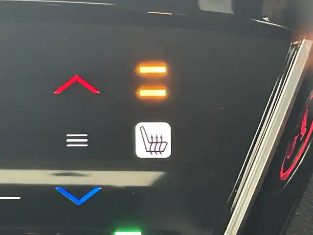 ホンダ ヴェゼル ハイブリッド Z ホンダセンシング 岡山県 2019(平31)年 3.9万km プラチナホワイトパール 純正8型ナビ VXM-197VFEi/地デジ/Bluetooth/DVD/CD/バックカメラ/ビルトインETC/ホンダセンシング /アダプティブクルーズコントロール/LEDライト/オートライト/カーテンエアバッグ/ハーフレザー/シートヒーター /純正17インチアルミ/前後ドラレコ /パドルシフト /純正マット/プッシュスタート /スマートキー