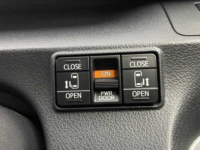 トヨタ シエンタ G 栃木県 2018(平30)年 3.9万km ブラックマイカ 両側パワースライドドア　/社外ナビ　/　フルセグ/CD/ＤＶＤ/Ｂｌｕｅｔｏｏｔｈ/SD/バックカメラ　/衝突軽減ブレーキ/ＥＴＣ　/前方ドライブレコーダー　/社外レーダー/アイドリングストップ　　/オートハイビーム／ライト/フォグランプ　/電格ウィンカーミラー/プッシュスタート/スマートキー/社外１５インチAW/純正フロアマット/保証書・取扱説明書/ワンオーナー　