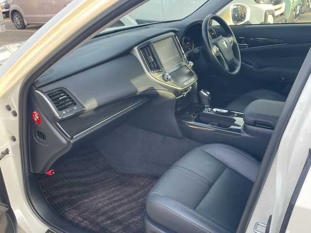 トヨタ クラウン アスリート S 山口県 2013(平25)年 4.7万km ホワイトパールクリスタルシャイン 純正HDDナビ/AM/FM/CD/DVD/Bluetooth/ワンセグTV/全方位カメラ/クルーズコントロール/レザーシート/前後コーナーセンサー/前席シートヒーター/前席エアシーター/純正フロアマット/純正17インチアルミホイール/LEDヘッドライト/ETC