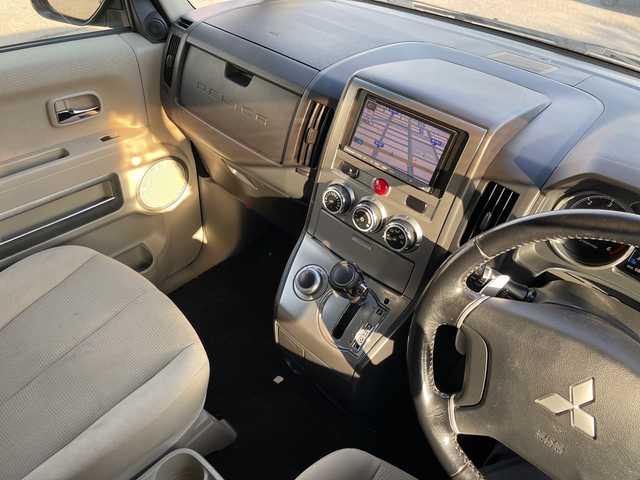 三菱 デリカＤ：５ D－Power package 道東・釧路十勝 2014(平26)年 8.8万km ディープシーグリーンメタリック/アイガーグレーメタリック 4WD/社外ナビ/・フルセグ/CD/DVD/ラジオ/iPod/バックカメラ/クルーズコントロール/両側パワースライドドア/フロントシートヒーター/パドルシフト/ETC/フロアマット/ドアバイザー