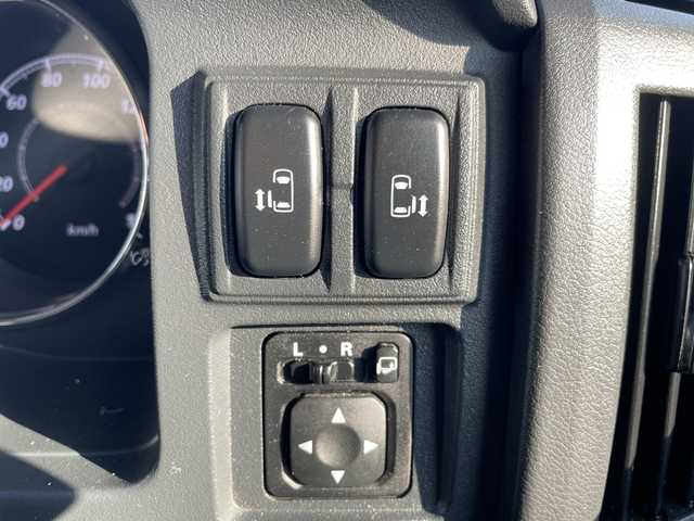 三菱 デリカＤ：５ D－Power package 道東・釧路十勝 2014(平26)年 8.8万km ディープシーグリーンメタリック/アイガーグレーメタリック 4WD/社外ナビ/・フルセグ/CD/DVD/ラジオ/iPod/バックカメラ/クルーズコントロール/両側パワースライドドア/フロントシートヒーター/パドルシフト/ETC/フロアマット/ドアバイザー