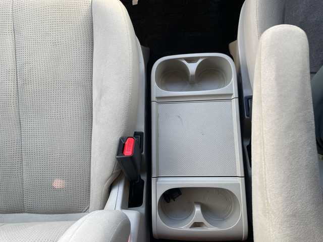 三菱 デリカＤ：５ D－Power package 道東・釧路十勝 2014(平26)年 8.8万km ディープシーグリーンメタリック/アイガーグレーメタリック 4WD/社外ナビ/・フルセグ/CD/DVD/ラジオ/iPod/バックカメラ/クルーズコントロール/両側パワースライドドア/フロントシートヒーター/パドルシフト/ETC/フロアマット/ドアバイザー