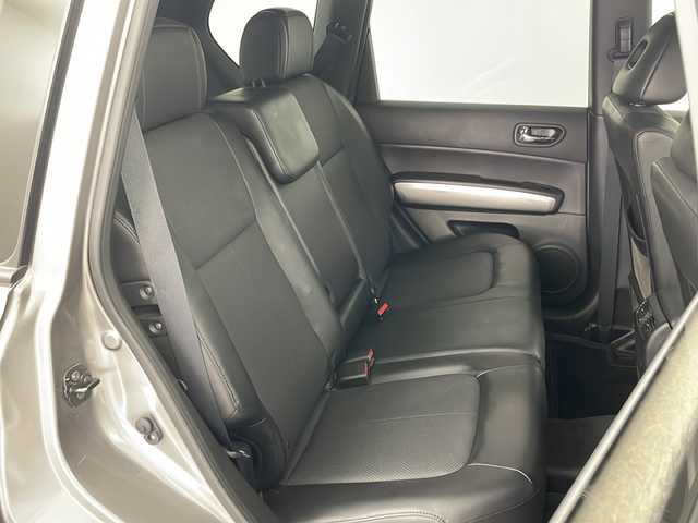 日産 エクストレイル 20Xt 道央・札幌 2011(平23)年 8.7万km ブレードシルバー ・4WD/・社外ナビ（MDV-L503）/&CD&DVD&USB&フルセグTV/・横滑り防止装置/・ダウンヒルアシストコントロール/・全席シートヒーター/・撥水シート/・ETC/・ドアミラーヒーター/・ルーフレール/・オートライト/・スマートキー/・スペアキー