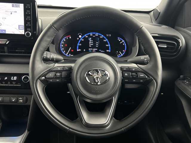 トヨタ ヤリスクロス Z 愛知県 2022(令4)年 0.2万km プラチナホワイトパールマイカ 純正8インチディスプレイオーディオ/・ナビ/・フルセグTV/・Bluetooth/パノラミックビューモニター/ビルトインETC2.0/純正前後ドライブレコーダー/合皮/ファブリックコンビシート/運転席パワーシート/前席シートヒーター/トヨタセーフティセンス/・プリクラッシュセーフティ/・レーントレーシングアシスト/・レーダークルーズコントロール/・オートマチックハイビーム/・ロードサインアシスト/フルLEDヘッドランプ/純正18インチアルミホイール/ステアリングヒーター/ナノイーX/スマートキー