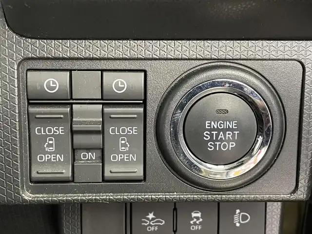 ダイハツ タント ファンクロスターボ 埼玉県 2023(令5)年 0.7万km サンドベージュメタリック スマートアシスト　社外９インチナビ　パノラマモニター　ビルトインＥＴＣ　ドライブレコーダー　シートヒーター　ＨＤＭＩ　純正アルミホイール　スマートキー　オートハイビーム　ＬＥＤヘッドライト　地デジＴＶ