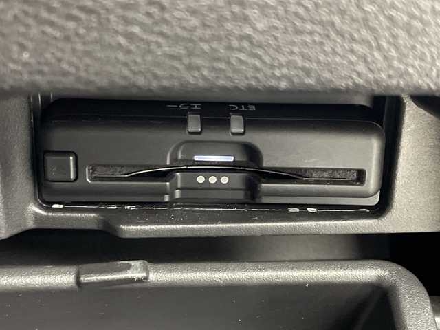 日産 セレナ e－パワー ハイウェイスター V 岐阜県 2021(令3)年 6.5万km ダークメタルグレー プロパイロット/10インチ純正SDナビ/フルセグ/BT/DVD/アラウンドビューモニター/デジタルインナーミラー/ビルトインETC/車線逸脱警報/車線逸脱防止支援/後側方車両検知警報/後側方衝突防止支援/エマージェンシーブレーキ/クリアランスソナー/両側パワースライドドア/LEDオートライト/フォグランプ/ハイビームアシスト/純正15インチAW/シートバックテーブル/サンシェード/純正フロアマット/サイドバイザー/スマートキー/スペアキー