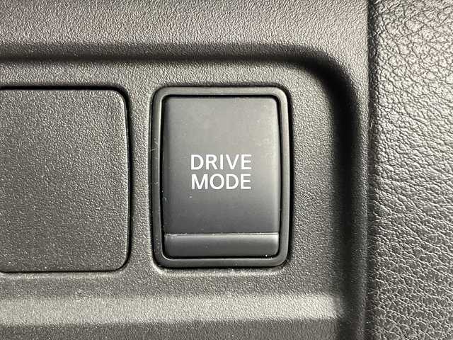 日産 セレナ e－パワー ハイウェイスター V 岐阜県 2021(令3)年 6.5万km ダークメタルグレー プロパイロット/10インチ純正SDナビ/フルセグ/BT/DVD/アラウンドビューモニター/デジタルインナーミラー/ビルトインETC/車線逸脱警報/車線逸脱防止支援/後側方車両検知警報/後側方衝突防止支援/エマージェンシーブレーキ/クリアランスソナー/両側パワースライドドア/LEDオートライト/フォグランプ/ハイビームアシスト/純正15インチAW/シートバックテーブル/サンシェード/純正フロアマット/サイドバイザー/スマートキー/スペアキー