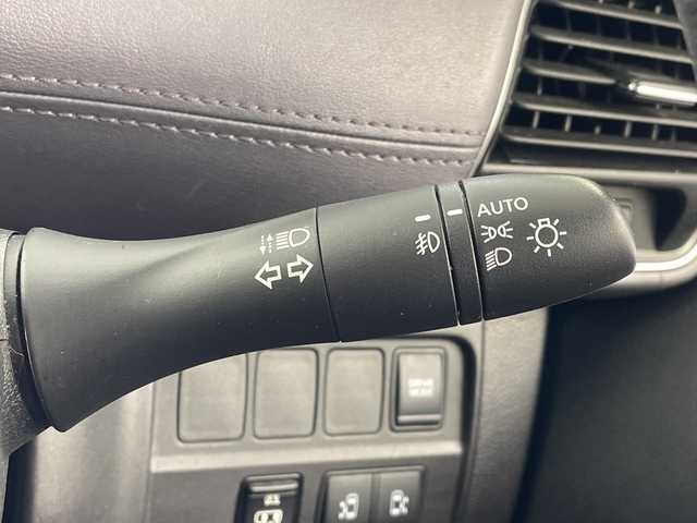 日産 セレナ e－パワー ハイウェイスター V 岐阜県 2021(令3)年 6.5万km ダークメタルグレー プロパイロット/10インチ純正SDナビ/フルセグ/BT/DVD/アラウンドビューモニター/デジタルインナーミラー/ビルトインETC/車線逸脱警報/車線逸脱防止支援/後側方車両検知警報/後側方衝突防止支援/エマージェンシーブレーキ/クリアランスソナー/両側パワースライドドア/LEDオートライト/フォグランプ/ハイビームアシスト/純正15インチAW/シートバックテーブル/サンシェード/純正フロアマット/サイドバイザー/スマートキー/スペアキー