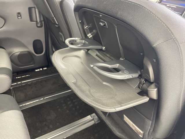 日産 セレナ e－パワー ハイウェイスター V 岐阜県 2021(令3)年 6.5万km ダークメタルグレー プロパイロット/10インチ純正SDナビ/フルセグ/BT/DVD/アラウンドビューモニター/デジタルインナーミラー/ビルトインETC/車線逸脱警報/車線逸脱防止支援/後側方車両検知警報/後側方衝突防止支援/エマージェンシーブレーキ/クリアランスソナー/両側パワースライドドア/LEDオートライト/フォグランプ/ハイビームアシスト/純正15インチAW/シートバックテーブル/サンシェード/純正フロアマット/サイドバイザー/スマートキー/スペアキー