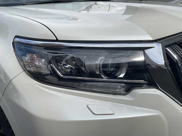 トヨタ ランドクルーザー プラド TX 道央・札幌 2021(令3)年 3.3万km ホワイトパールクリスタルシャイン 社外ナビ(TV、DVD、CD、SD、BT、FM、AM)/４WD/純正フロアマット/純正ドアバイザー/横滑り防止/ダウンヒルアシストコントロール/ドラレコ前後/ETC/電格サンルーフ/オートライト/電格ミラー/純正エンジンスターター/レーンアシスト/クルーズコントロール/シートヒーターD席/バックカメラ/プッシュスタート