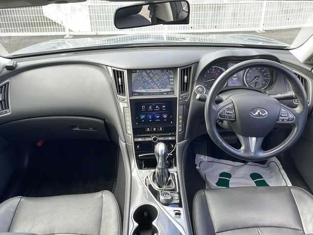 日産 スカイライン 茨城県 2014(平26)年 8.2万km ハガネブルーM 純正ナビ/　　【ワンセグTV/CD/DVD/BT】/アラウンドビューモニター/横滑り防止装置/衝突被害軽減システム/LEDオートライト/クルーズコントロール/黒レザーシート/シートヒーター/シートメモリ/パワーシート/純正17インチアルミホイール/純正フロアマット/プッシュスタート/ビルトインETC/ドライブレコーダー【SDなし】