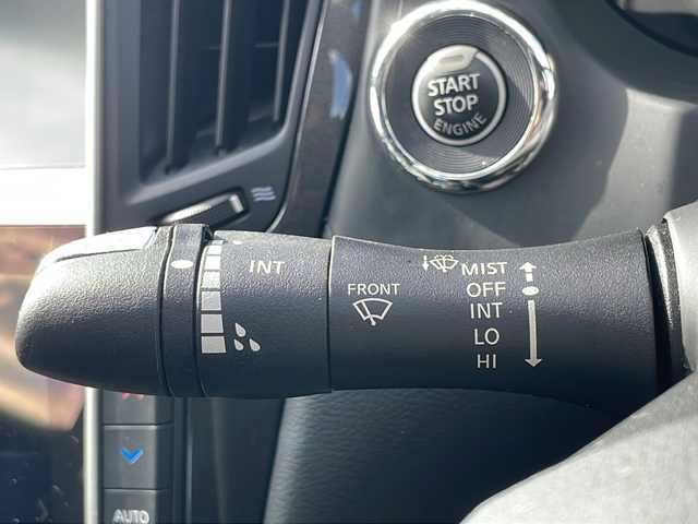 日産 スカイライン 茨城県 2014(平26)年 8.2万km ハガネブルーM 純正ナビ/　　【ワンセグTV/CD/DVD/BT】/アラウンドビューモニター/横滑り防止装置/衝突被害軽減システム/LEDオートライト/クルーズコントロール/黒レザーシート/シートヒーター/シートメモリ/パワーシート/純正17インチアルミホイール/純正フロアマット/プッシュスタート/ビルトインETC/ドライブレコーダー【SDなし】