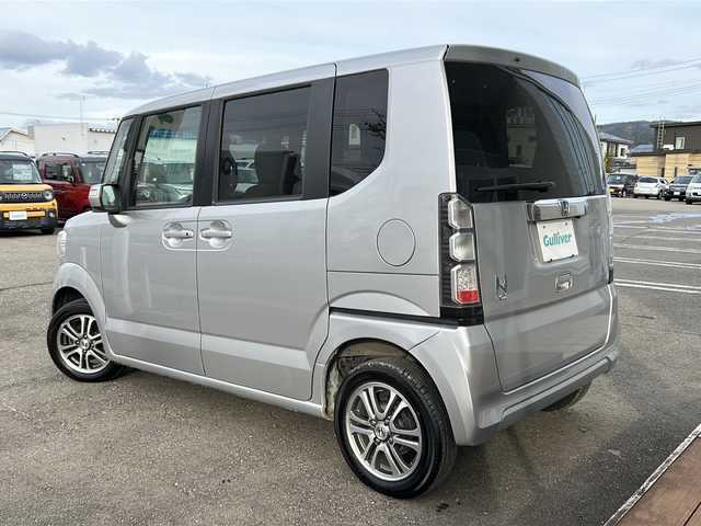 ホンダ Ｎ ＢＯＸ G Lパッケージ 秋田県 2014(平26)年 6.9万km カトラリーシルバーM 4WD/純正メモリナビ/Bluetooth、CD/DVD、ワンセグTV/バックカメラ/ETC/片側パワースライドドア/純正14インチAW